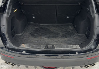 Подержанный автомобиль Geely Coolray 2021 года (15 фото)