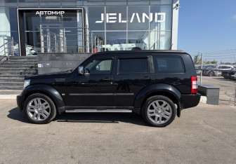 Подержанный автомобиль Dodge Nitro 2007 года (8 фото)