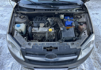 Подержанный автомобиль LADA (ВАЗ) Granta Sedan 2017 года (14 фото)