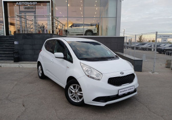 Подержанный автомобиль Kia Venga 2015 года (3 фото)