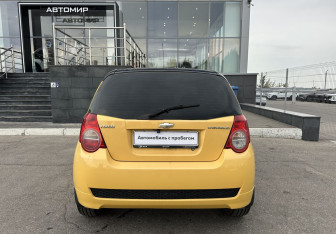 Подержанный автомобиль Chevrolet Aveo Hatchback 2009 года (6 фото)