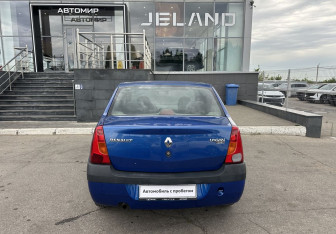 Подержанный автомобиль Renault Logan Sedan 2009 года (6 фото)