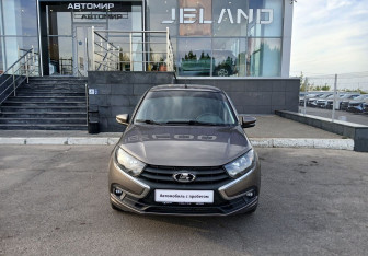 Подержанный автомобиль LADA (ВАЗ) Granta Hatchback 2019 года (2 фото)