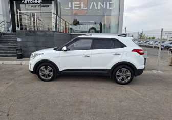 Подержанный автомобиль Hyundai Creta 2016 года (8 фото)