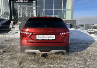 Подержанный автомобиль LADA (ВАЗ) Vesta Wagon 2021 года (6 фото)