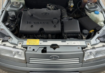 Подержанный автомобиль LADA (ВАЗ) 2112 2008 года (14 фото)