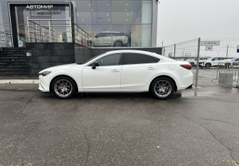 Подержанный автомобиль Mazda 6 Sedan 2017 года (8 фото)