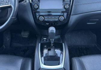 Подержанный автомобиль Nissan Qashqai 2019 года (11 фото)