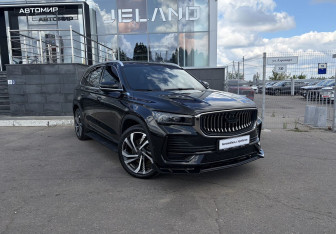 Подержанный автомобиль Geely Monjaro 2024 года (3 фото)