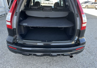 Подержанный автомобиль Honda CR-V 2011 года (13 фото)