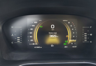 Подержанный автомобиль Geely Atlas Pro 2023 года (9 фото)