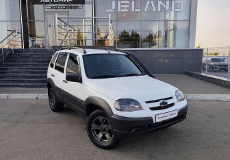 Подержанный автомобиль Chevrolet Niva 2019 года (3 фото)
