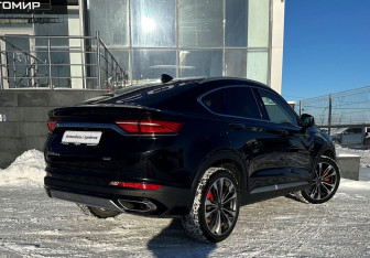 Подержанный автомобиль Geely Tugella 2021 года (5 фото)