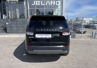 Подержанный автомобиль Land Rover Discovery 2019 года (6 фото)