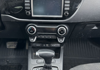 Подержанный автомобиль Kia Rio Sedan 2019 года (11 фото)