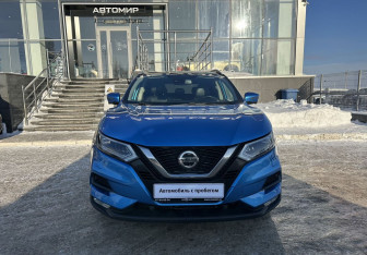 Подержанный автомобиль Nissan Qashqai 2019 года (2 фото)