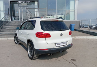 Подержанный автомобиль Volkswagen Tiguan 2012 года (7 фото)