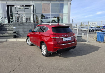 Подержанный автомобиль Haval H2 2016 года (7 фото)