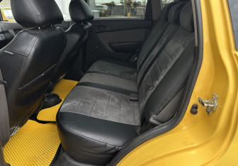 Подержанный автомобиль Chevrolet Aveo Hatchback 2009 года (12 фото)