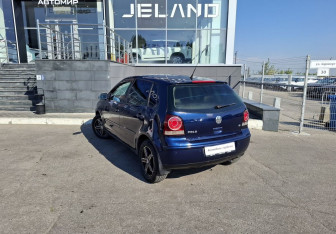 Подержанный автомобиль Volkswagen Polo Hatchback 2008 года (7 фото)