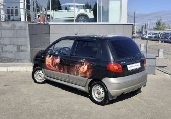 Подержанный автомобиль Daewoo Matiz 2008 года (7 фото)