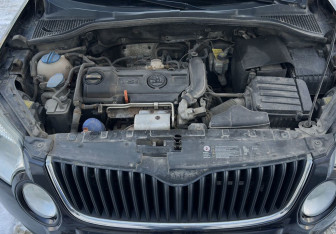 Подержанный автомобиль Skoda Yeti 2013 года (14 фото)