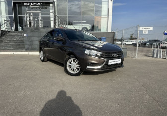 Подержанный автомобиль LADA (ВАЗ) Vesta Sedan 2018 года (3 фото)
