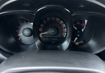 Подержанный автомобиль LADA (ВАЗ) Vesta Sedan 2018 года (9 фото)