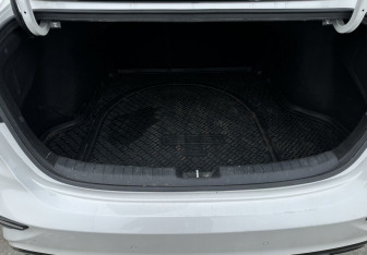 Подержанный автомобиль Kia Cerato Sedan 2019 года (15 фото)