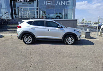 Подержанный автомобиль Hyundai Tucson 2017 года (4 фото)