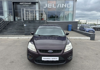 Подержанный автомобиль Ford Focus Hatchback 2009 года (2 фото)