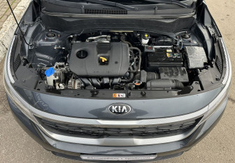 Подержанный автомобиль Kia Seltos 2020 года (13 фото)