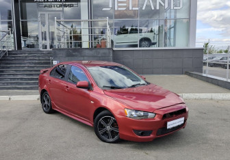 Подержанный автомобиль Mitsubishi Lancer Sedan 2008 года (3 фото)