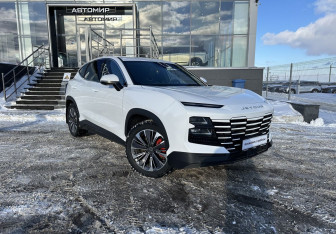 Подержанный автомобиль Jetour Dashing 2023 года (3 фото)