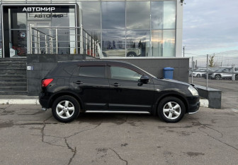 Подержанный автомобиль Nissan Qashqai 2007 года (4 фото)