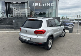 Подержанный автомобиль Volkswagen Tiguan 2012 года (5 фото)