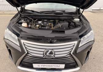 Подержанный автомобиль Lexus RX 2017 года (14 фото)