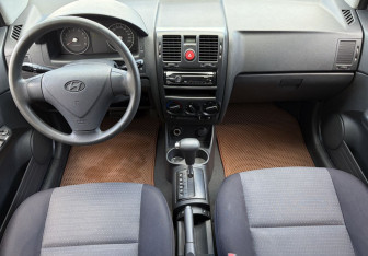 Подержанный автомобиль Hyundai Getz 2007 года (10 фото)