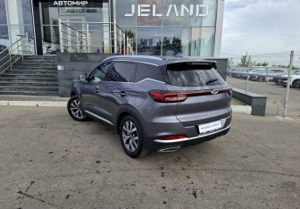 Подержанный автомобиль Chery Tiggo 7 Pro 2022 года (7 фото)