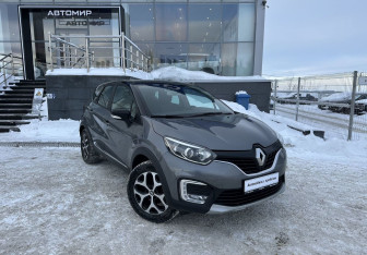 Подержанный автомобиль Renault Kaptur 2017 года (3 фото)