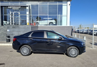Подержанный автомобиль LADA (ВАЗ) Vesta Sedan 2020 года (4 фото)