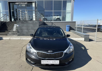 Подержанный автомобиль Kia Cerato Sedan 2015 года (2 фото)