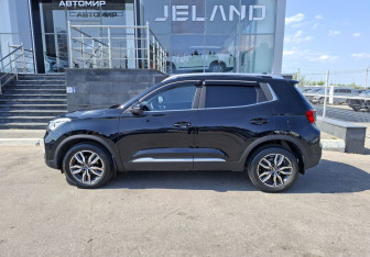 Подержанный автомобиль Chery Tiggo 4 2022 года (8 фото)