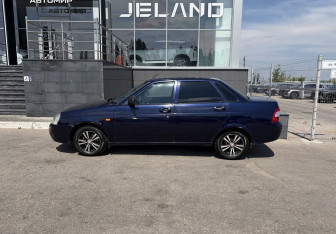 Подержанный автомобиль LADA (ВАЗ) Priora Sedan 2013 года (8 фото)