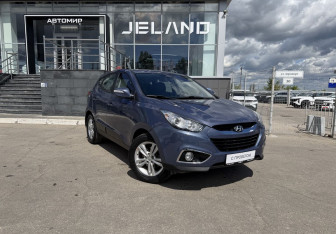 Подержанный автомобиль Hyundai ix35 2013 года (3 фото)