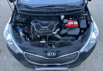 Подержанный автомобиль Kia Cerato Sedan 2015 года (13 фото)