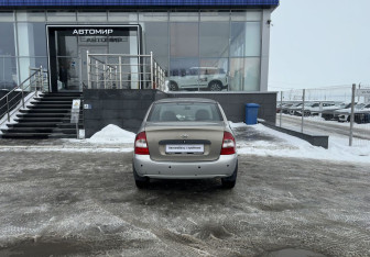 Подержанный автомобиль LADA (ВАЗ) Kalina Sedan 2006 года (6 фото)