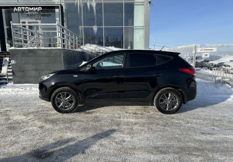 Подержанный автомобиль Hyundai ix35 2014 года (8 фото)