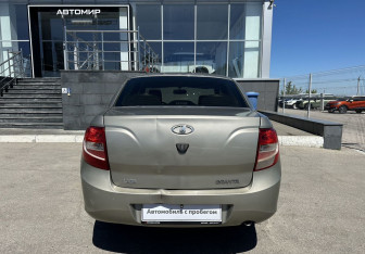 Подержанный автомобиль LADA (ВАЗ) Granta Sedan 2013 года (6 фото)