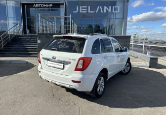 Подержанный автомобиль Lifan X60 2014 года (5 фото)